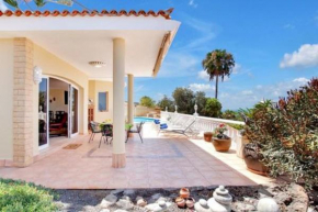 House Beautiful Carla Private Pool in Tfs